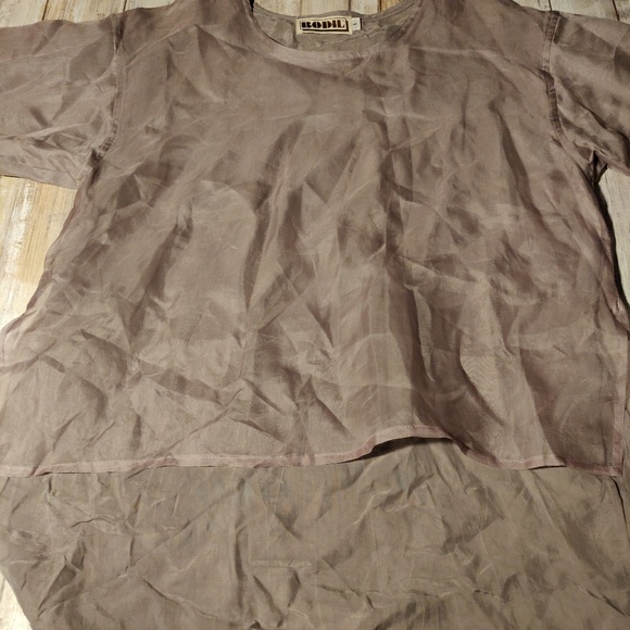 bodil Tops - Bodil silk top